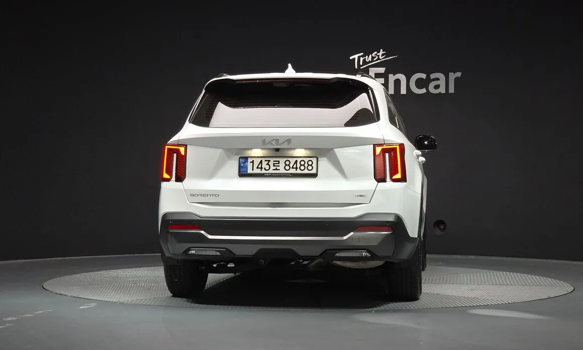 Kia Sorento — фото 6