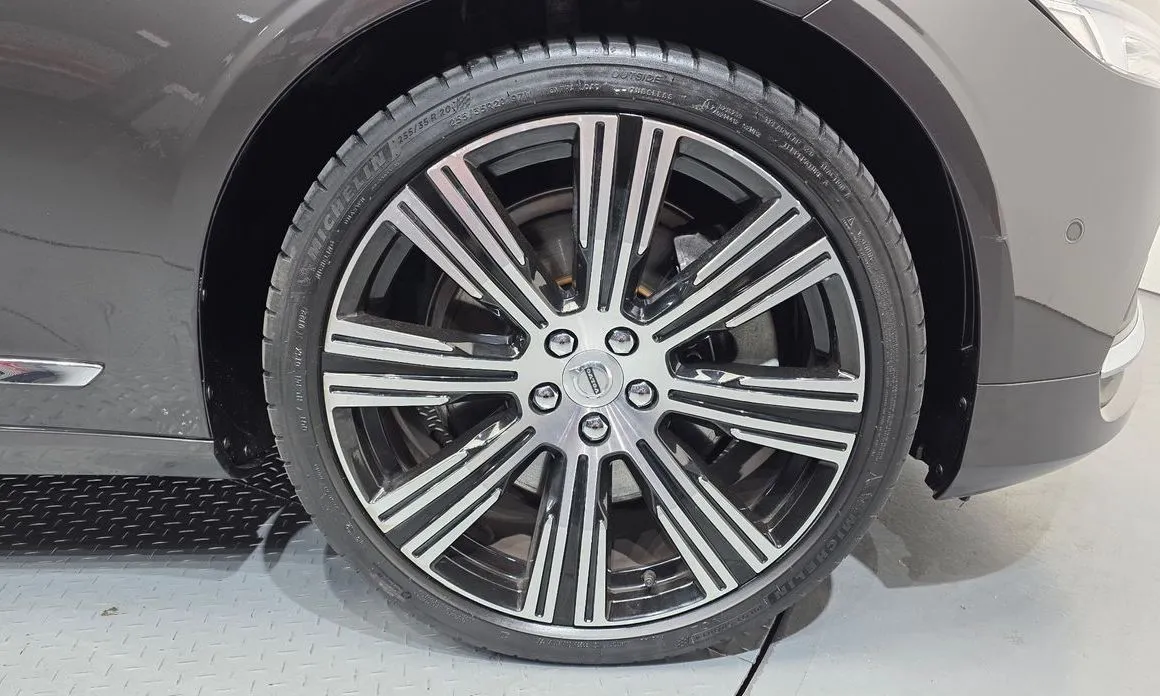 Volvo S90 2023 из KR, фото 8