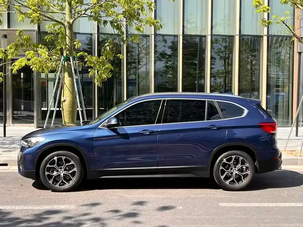 BMW X1 — фото 10