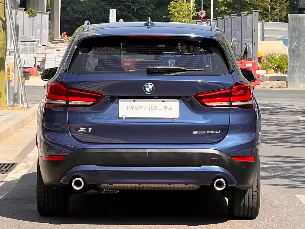BMW X1 — фото 2