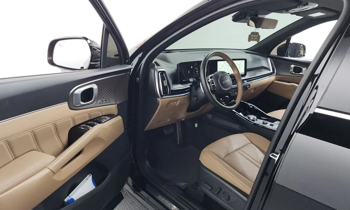 Kia Sorento — фото 5