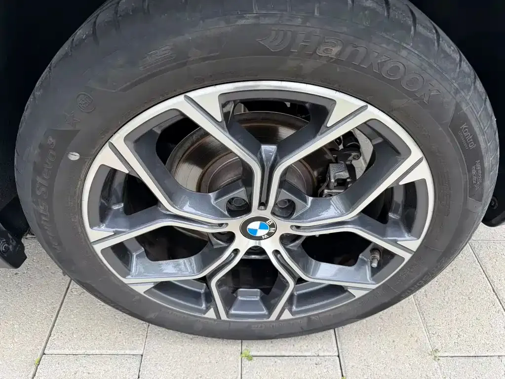 BMW X1 — фото 3