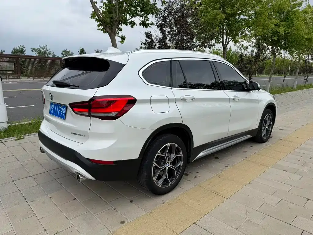 BMW X1 — фото 7