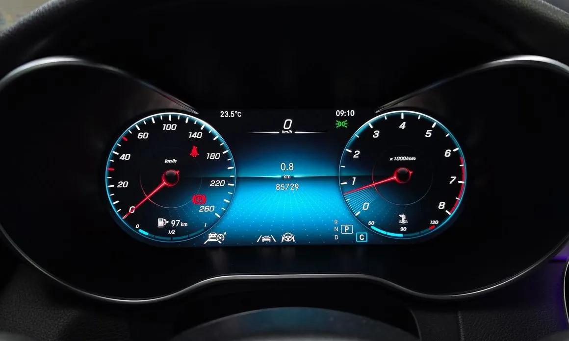 Mercedes-Benz C-Class 2021 из KR, фото 2