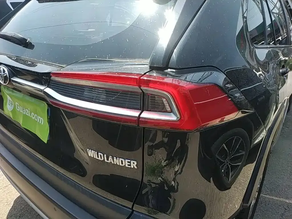 Toyota Wildlander — фото 10