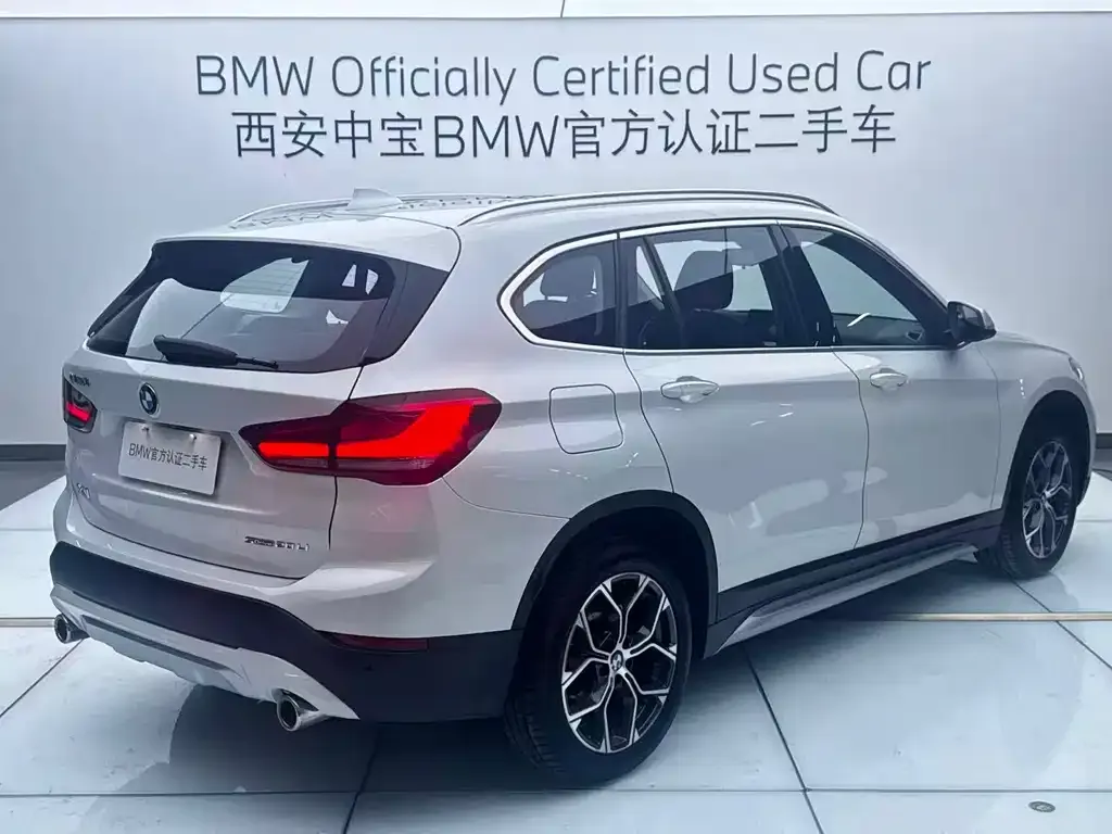 BMW X1 2021 из CN, фото 8
