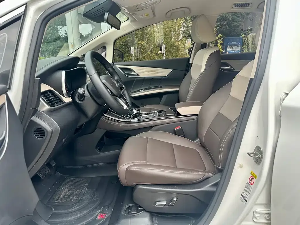 BYD MAX New Energy 2022 из CN, фото 6