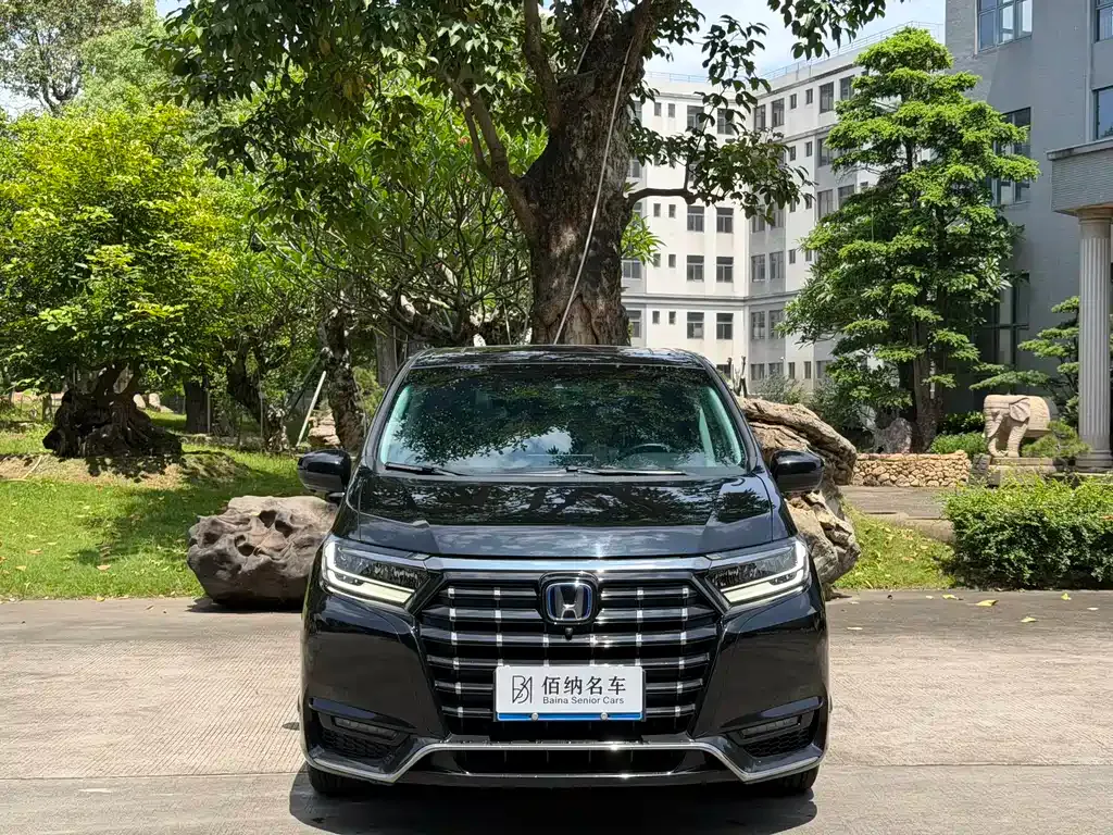 Honda Elysion 2023 из CN, фото 2