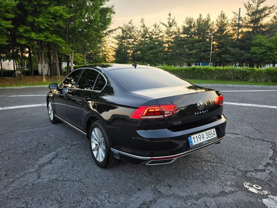 Volkswagen Passat 2021 из KR, фото 8