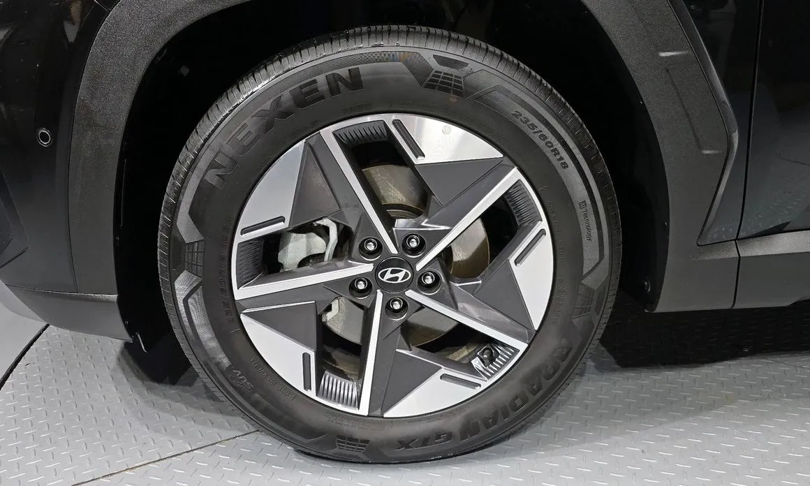 Hyundai Tucson 2024 из KR, фото 9