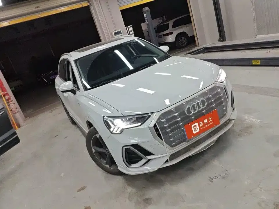 Audi Q3 — фото 7