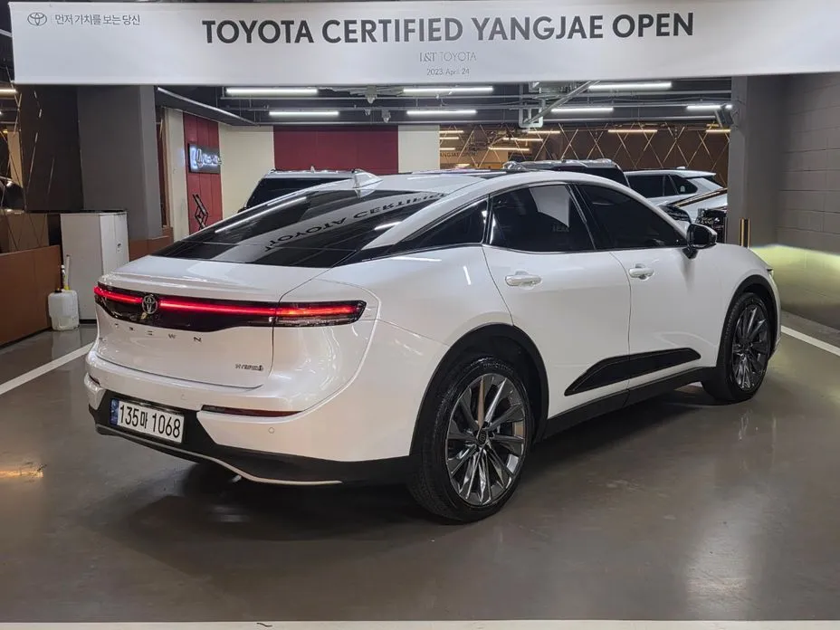 Toyota Crown 2023 из KR, фото 3