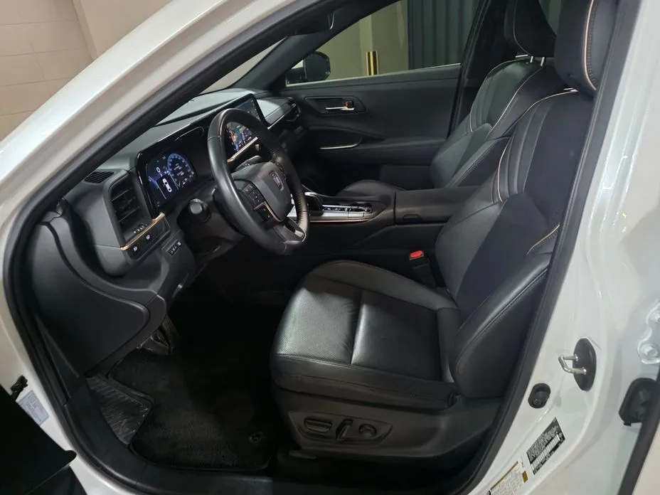 Toyota Crown 2023 из KR, фото 6