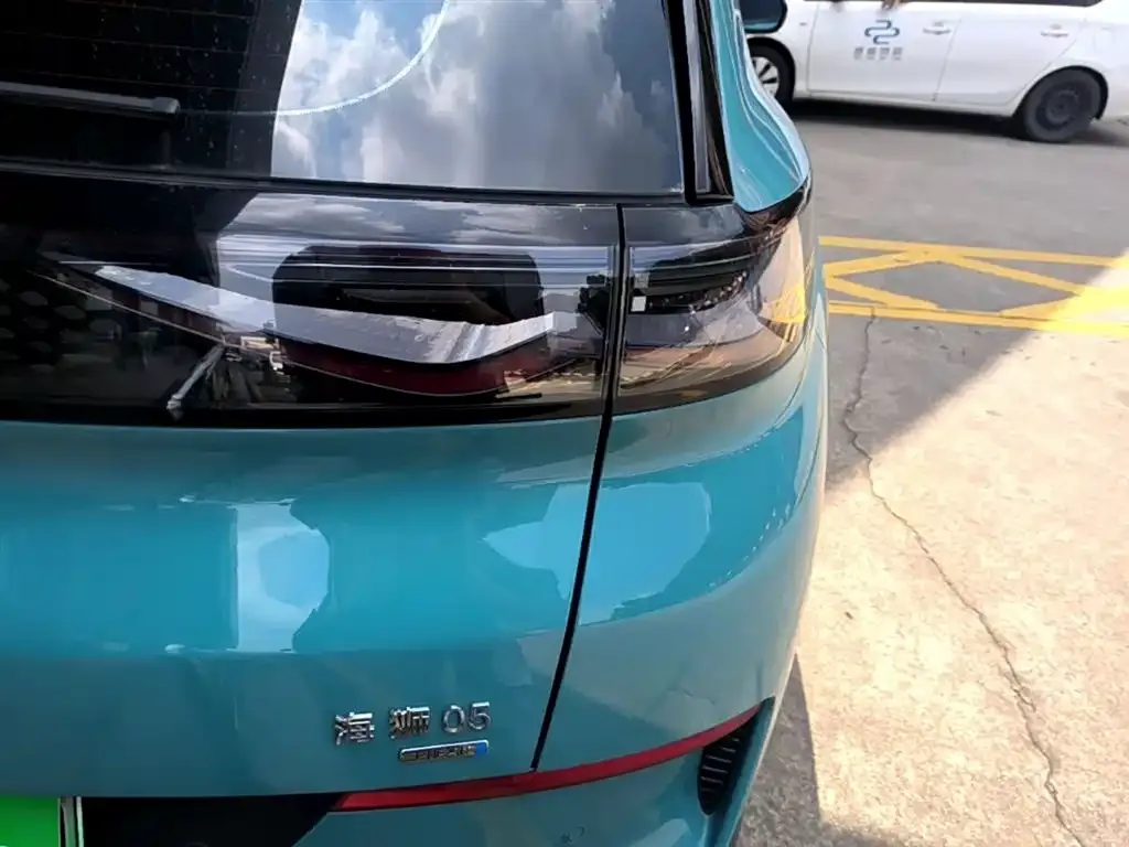 BYD Hiace 05 EV — фото 4