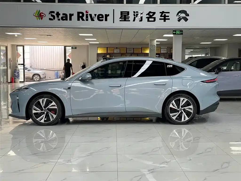 NIO ET5 — фото 7