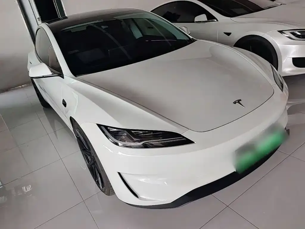 Tesla Model 3 — фото 2