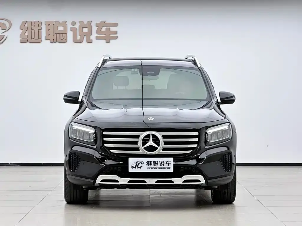 Mercedes-Benz GLB — фото 4