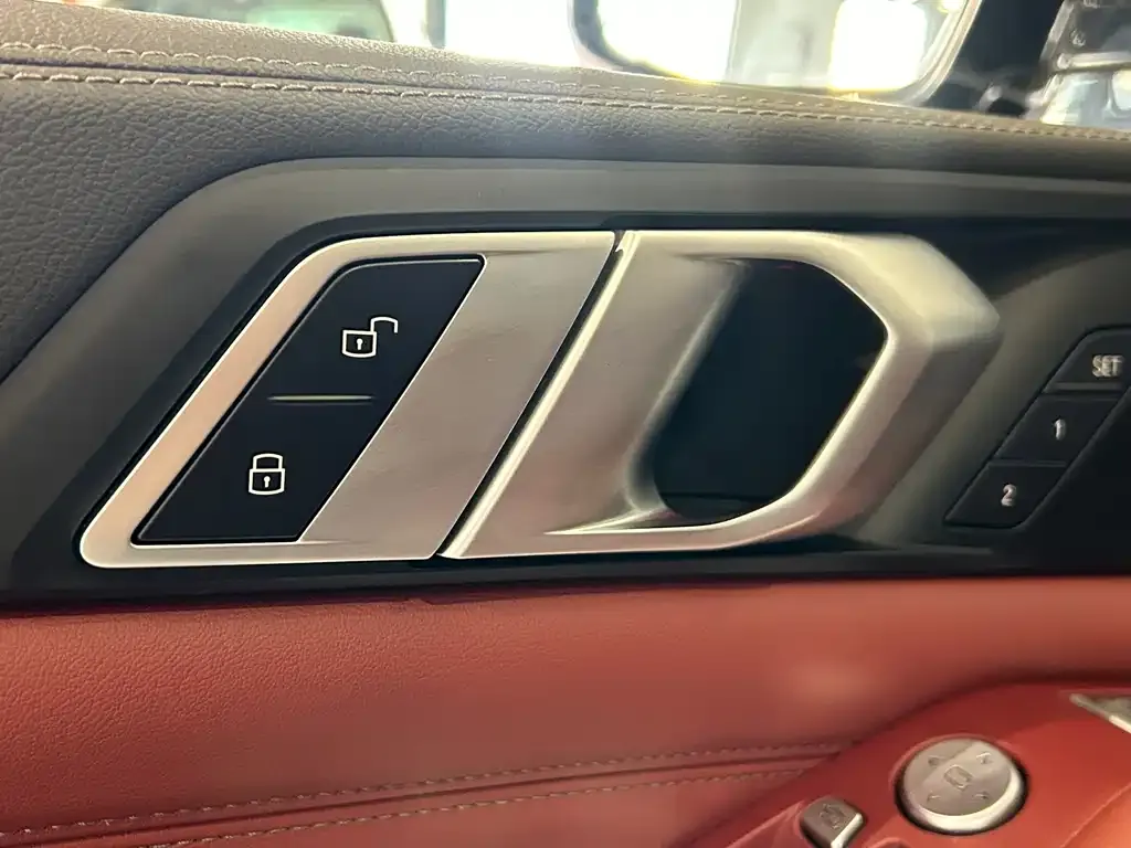 BMW X5 — фото 5