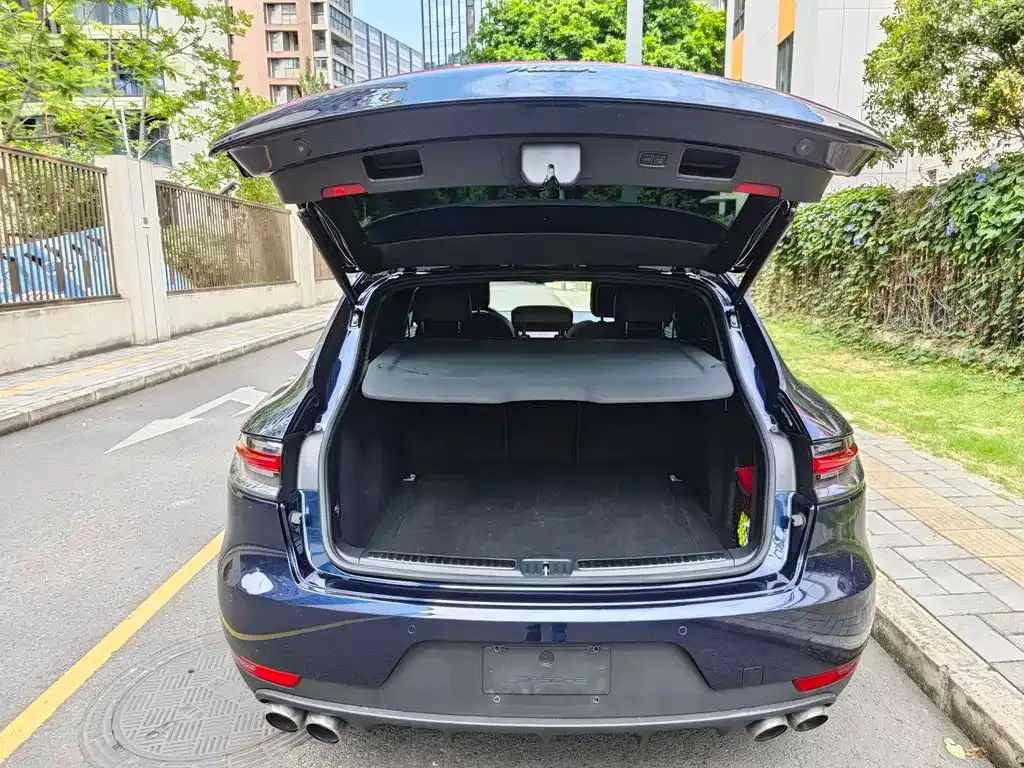 Porsche Macan — фото 9