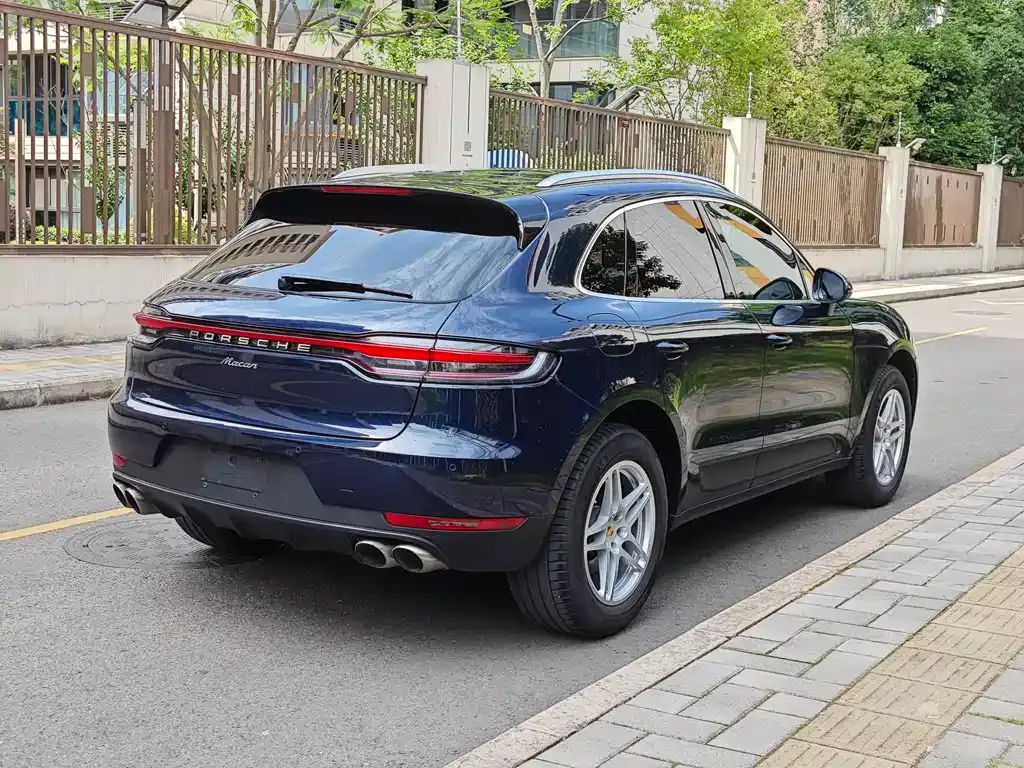 Porsche Macan — фото 8
