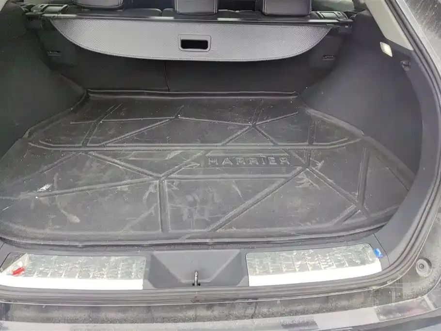 Toyota Harrier — фото 2