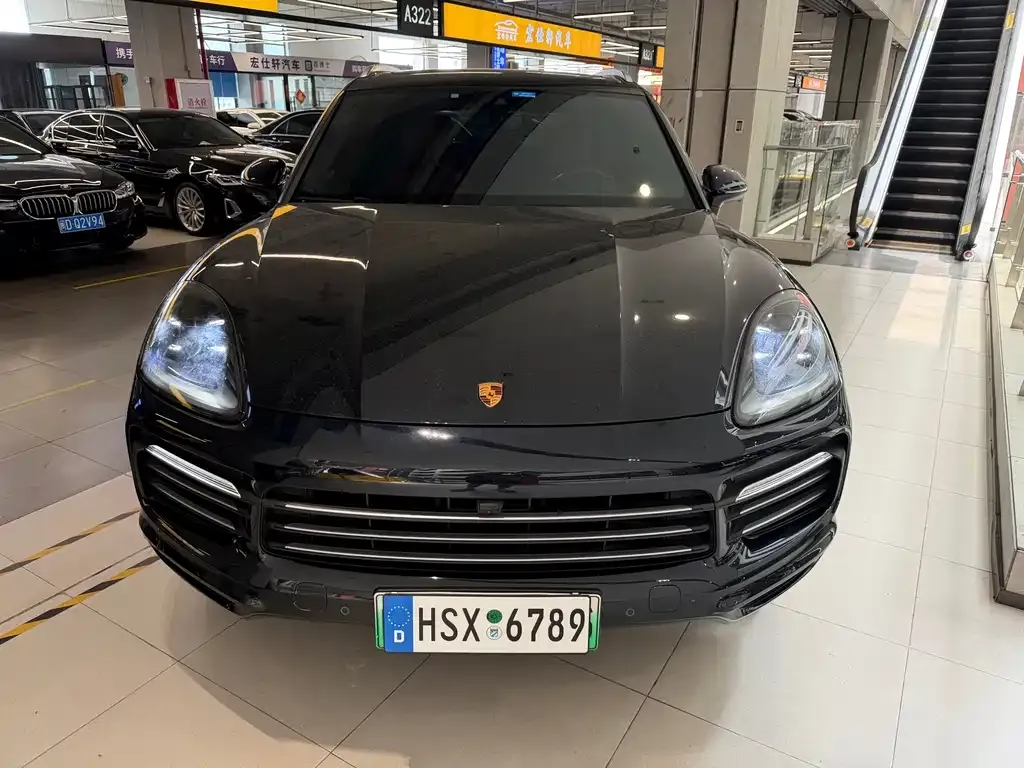 Porsche Cayenne Hybrid — фото 3