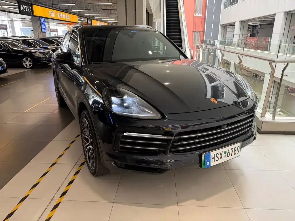 Porsche Cayenne Hybrid — фото 9
