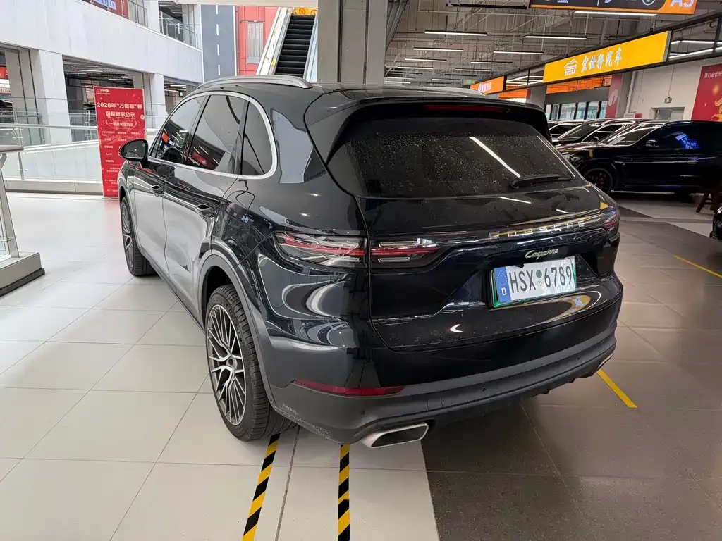 Porsche Cayenne Hybrid — фото 7