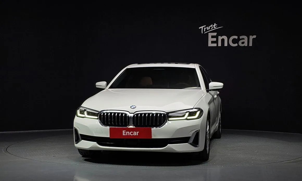 BMW 5-Series 2022 из KR, фото 3