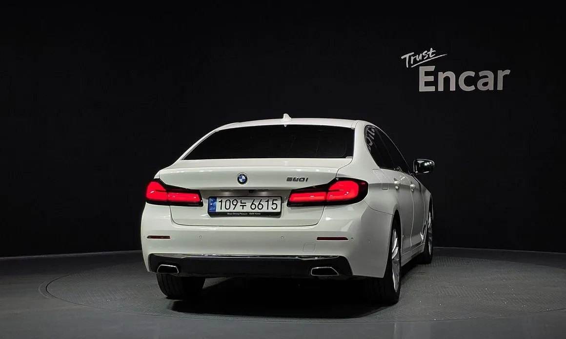 BMW 5-Series 2022 из KR, фото 4