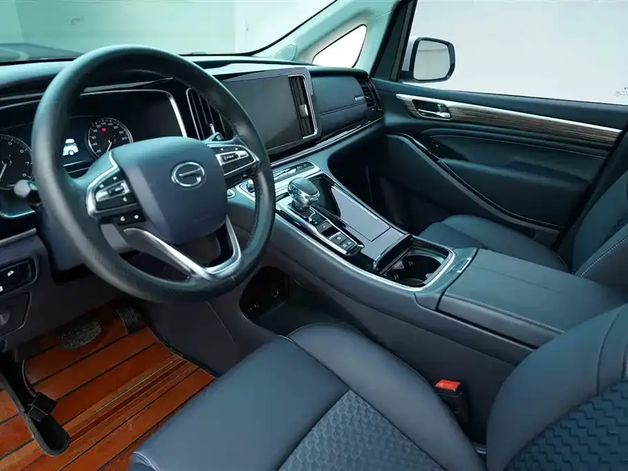 GAC Motor Trumpchi M8 — фото 9