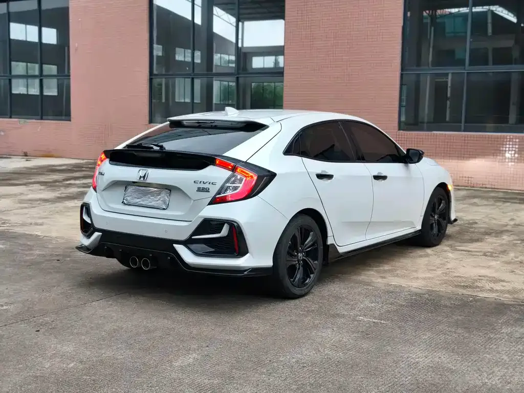 Honda Civic — фото 4