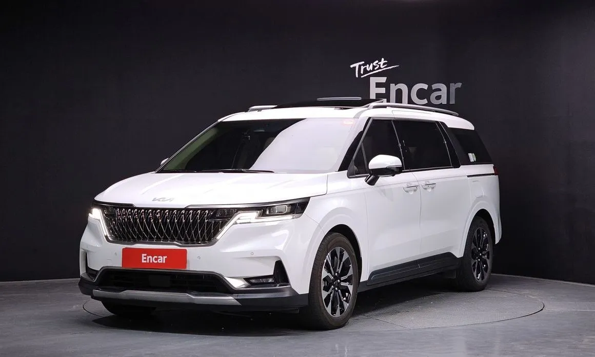 Kia Carnival 2023 из KR, фото 1