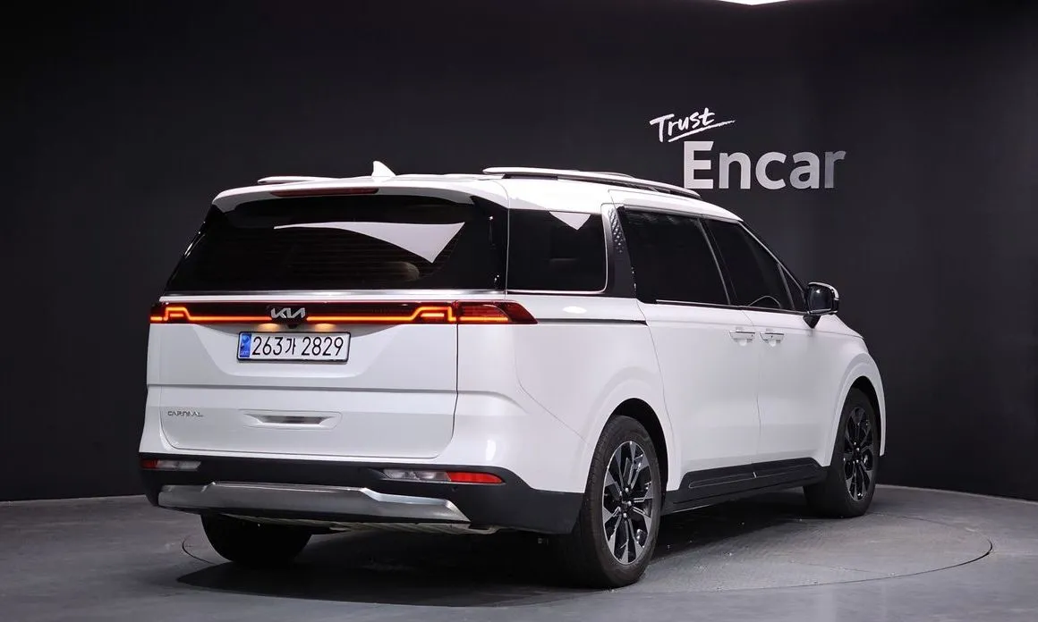 Kia Carnival 2023 из KR, фото 7