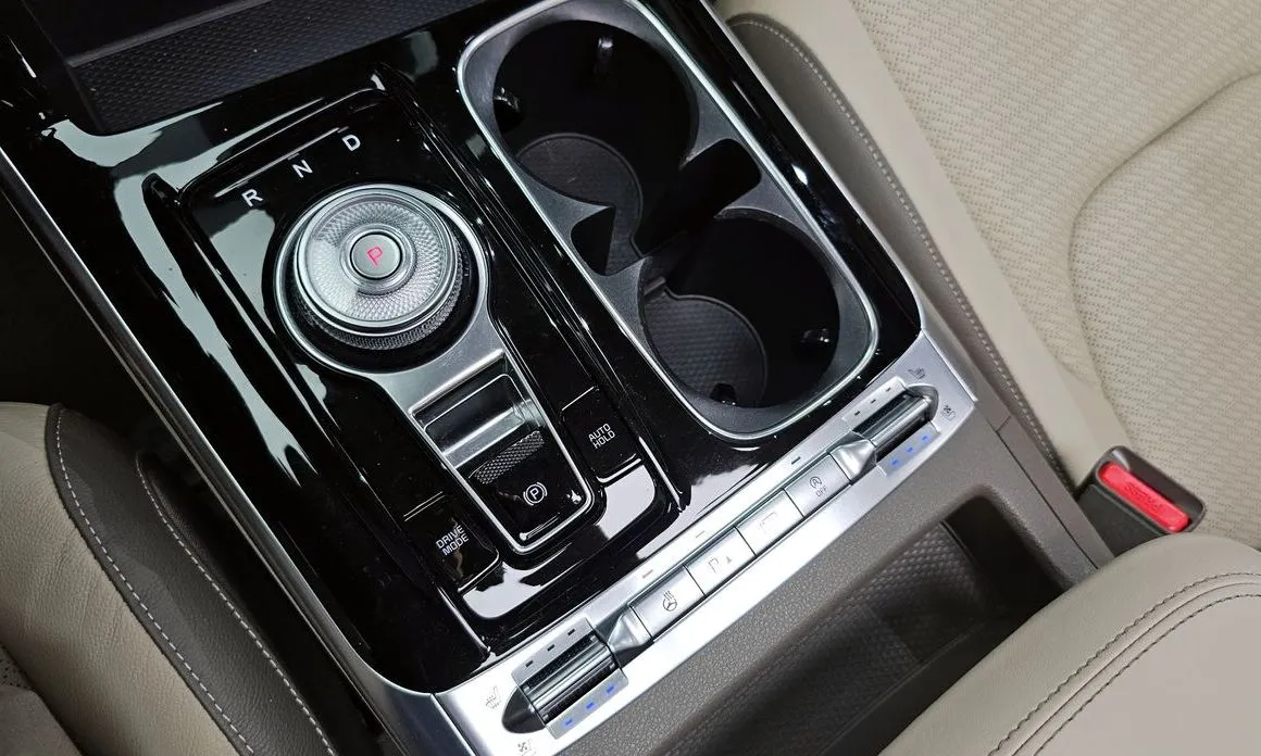 Kia Carnival 2023 из KR, фото 6