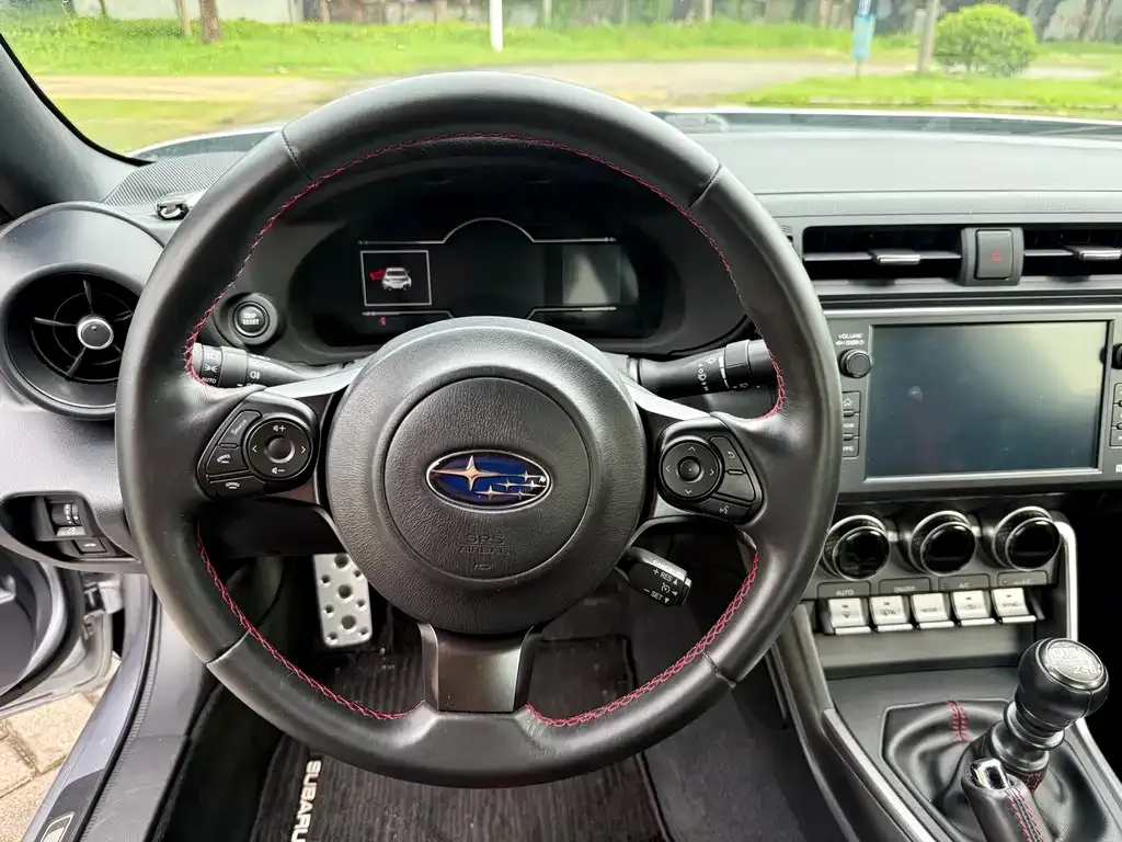 Subaru BRZ 2023 из CN, фото 3