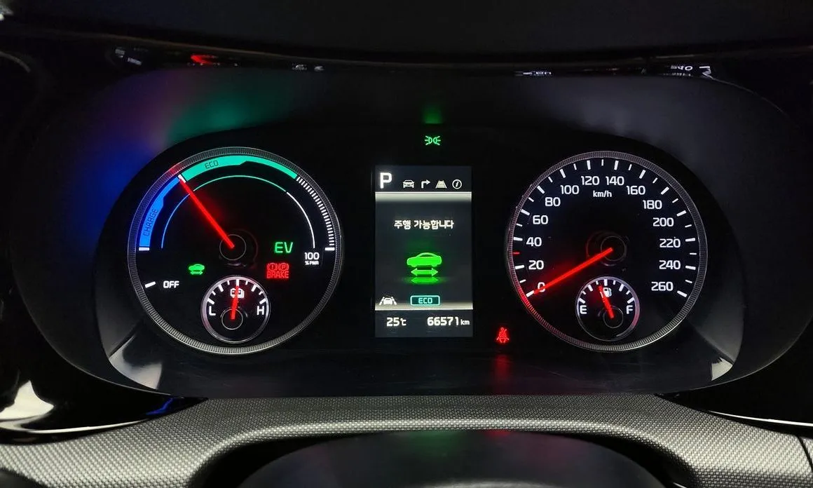 Kia K5 2023 из KR, фото 5