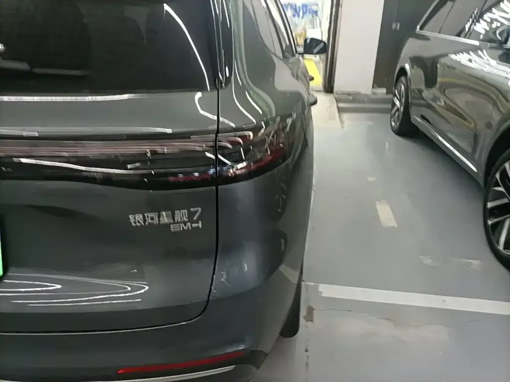 Geely Galaxy Xingjian 7 2025 из CN, фото 2