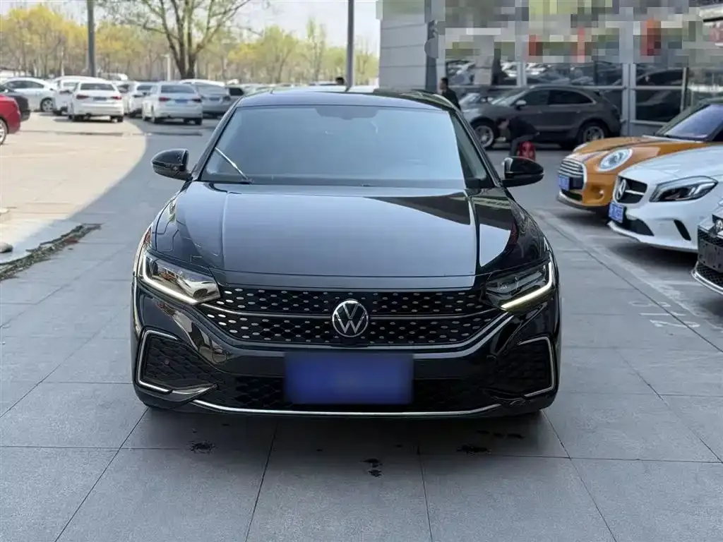 Volkswagen Passat — фото 5