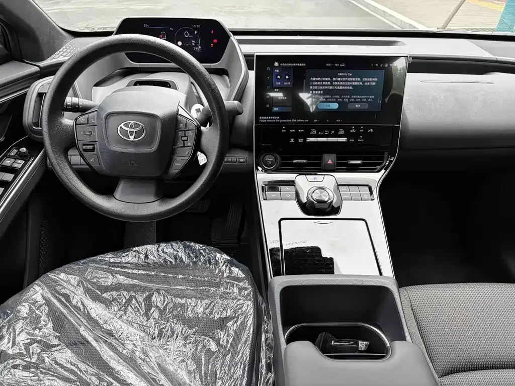 Toyota Platinum 4X 2026 из CN, фото 10