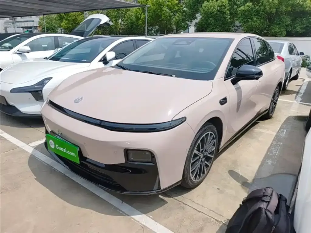 Leapmotor B01