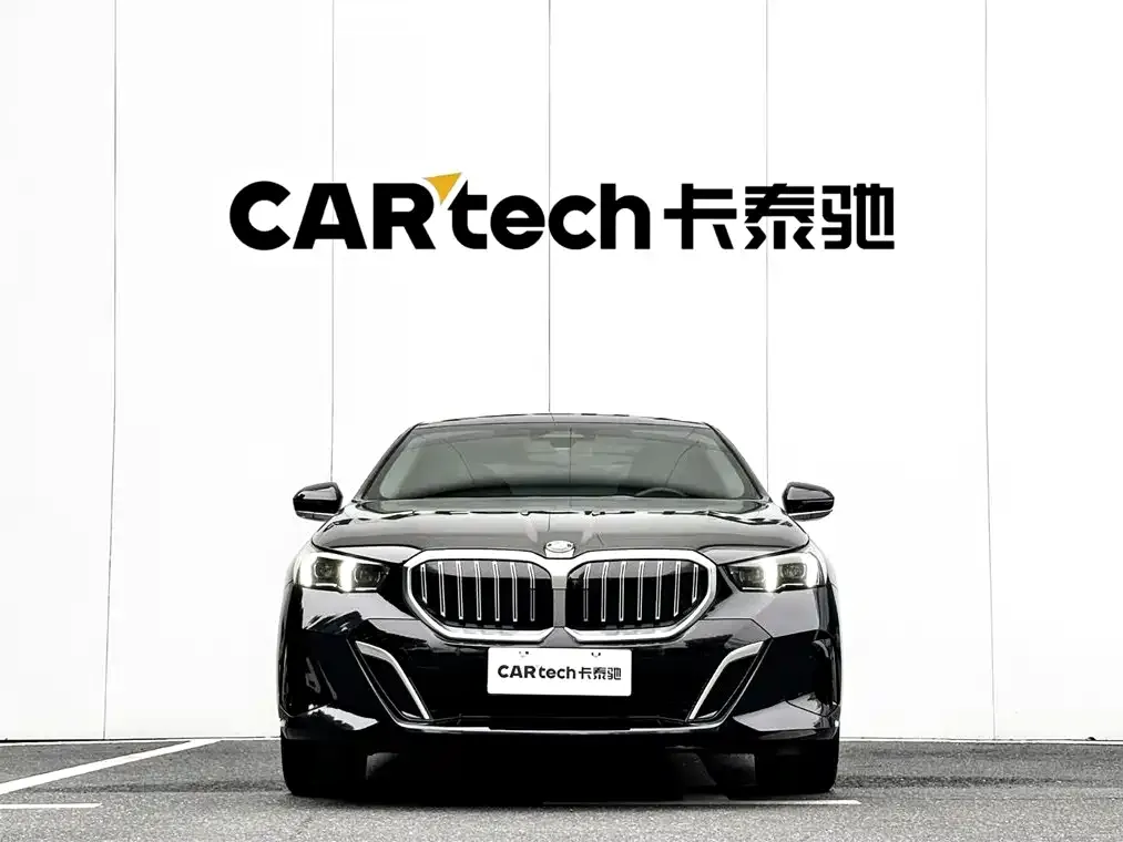 BMW 5 Series — фото 2