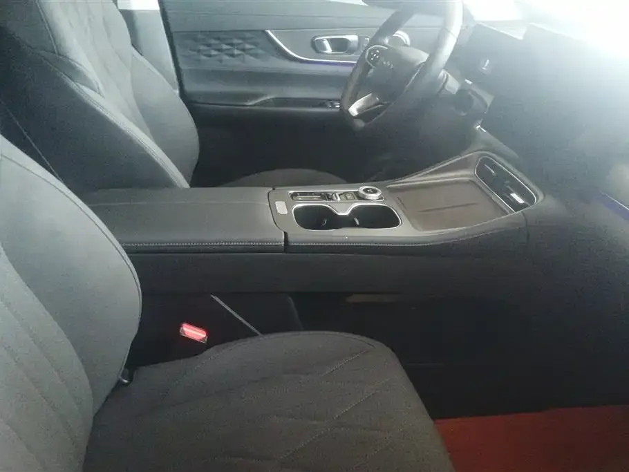 Chery Tiggo 8 PLUS — фото 10