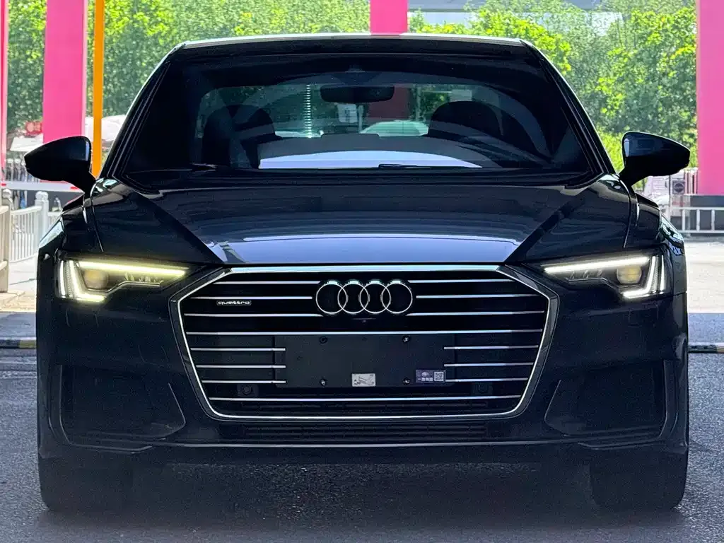 Audi A6L — фото 7