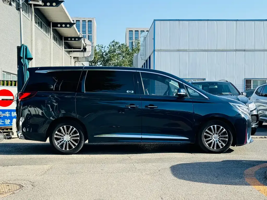 GAC Motor Trumpchi M8 — фото 4