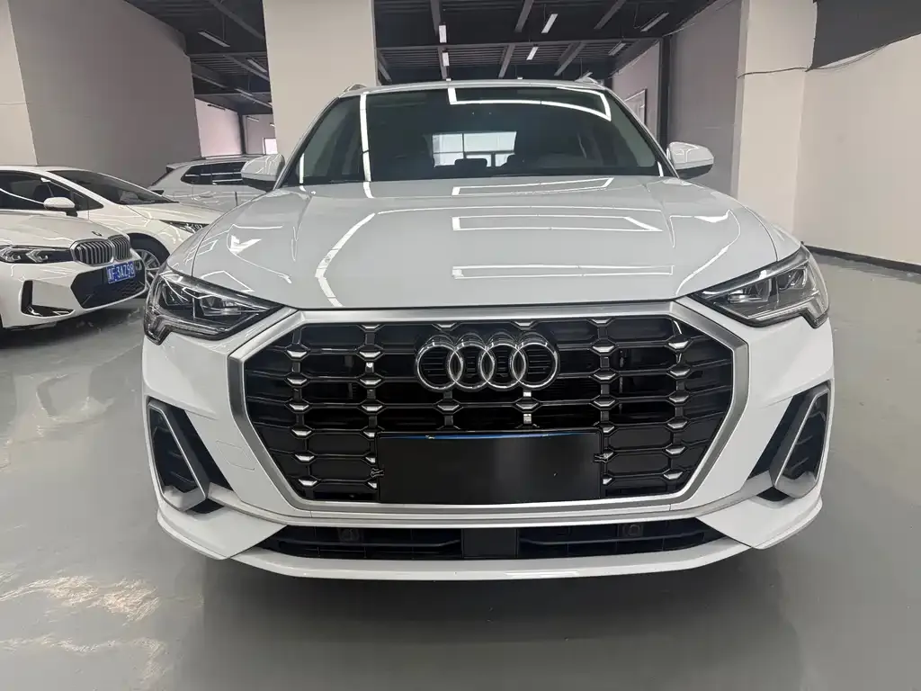 Audi Q3 2022 из CN, фото 4