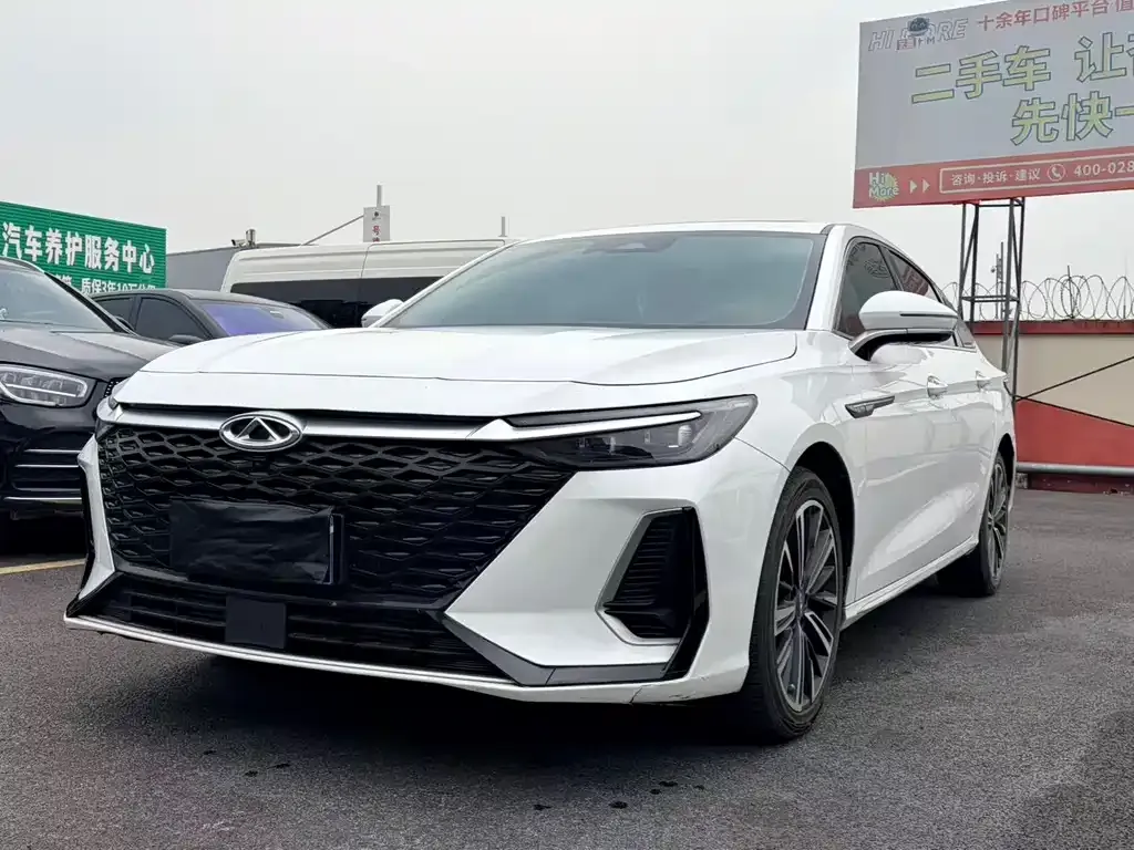 Chery Arrizo 8