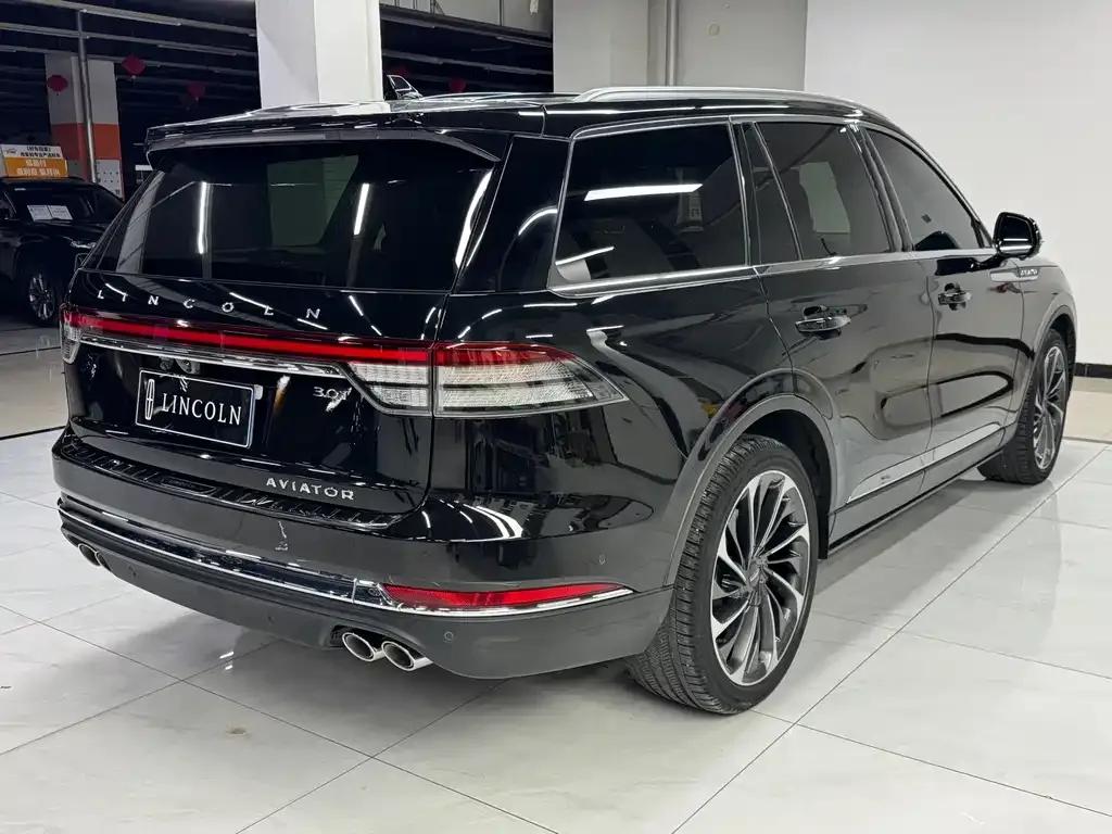 Lincoln Aviator — фото 6