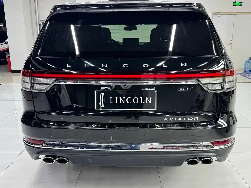 Lincoln Aviator — фото 10
