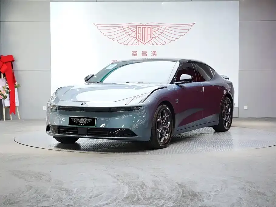 Lynk & Co Z10